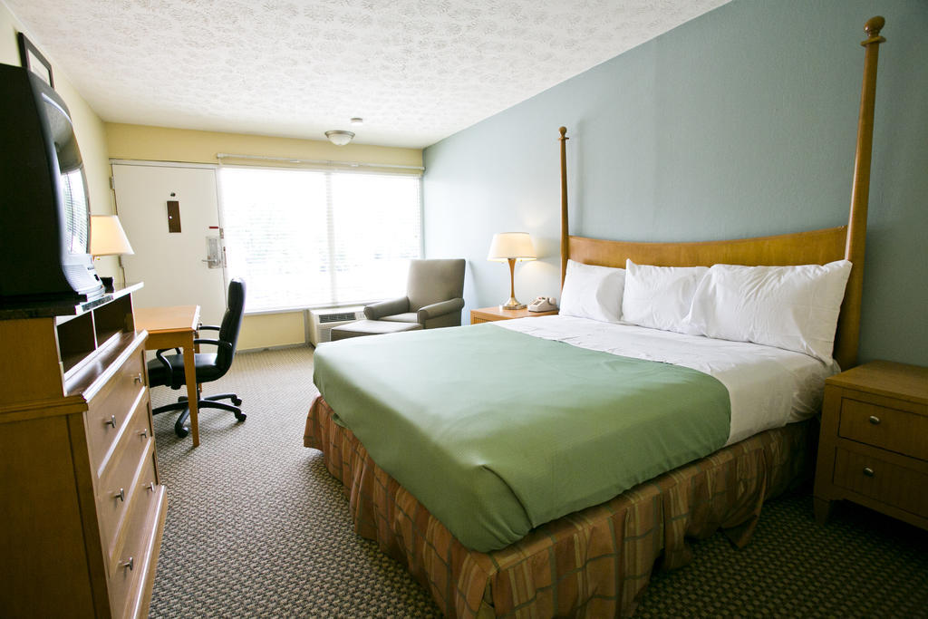 Star City Inn And Suites Гров Сити Номер фото